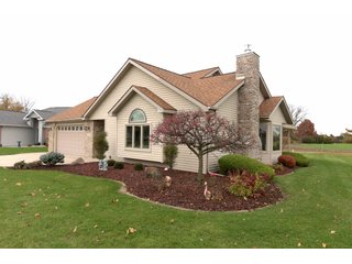Property photo 1 - REAL ESTATE FOR SALE IN WHITLEY COUNTY, INDIANA